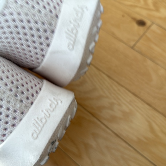 Allbirds Women's Light Pink Sneakers size 10 - Picture 5 of 11